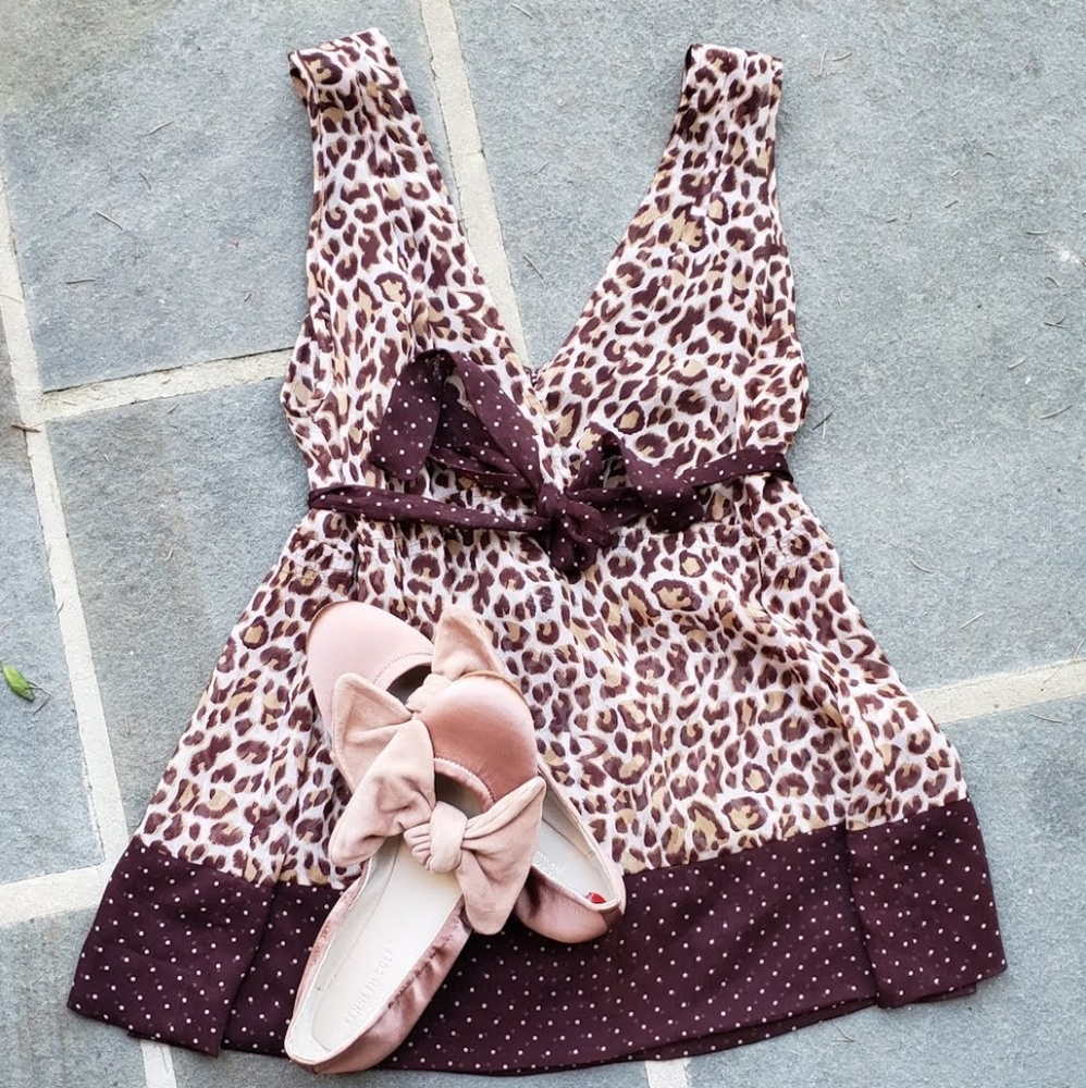 BCBG MAXAZRIA XL leopard top